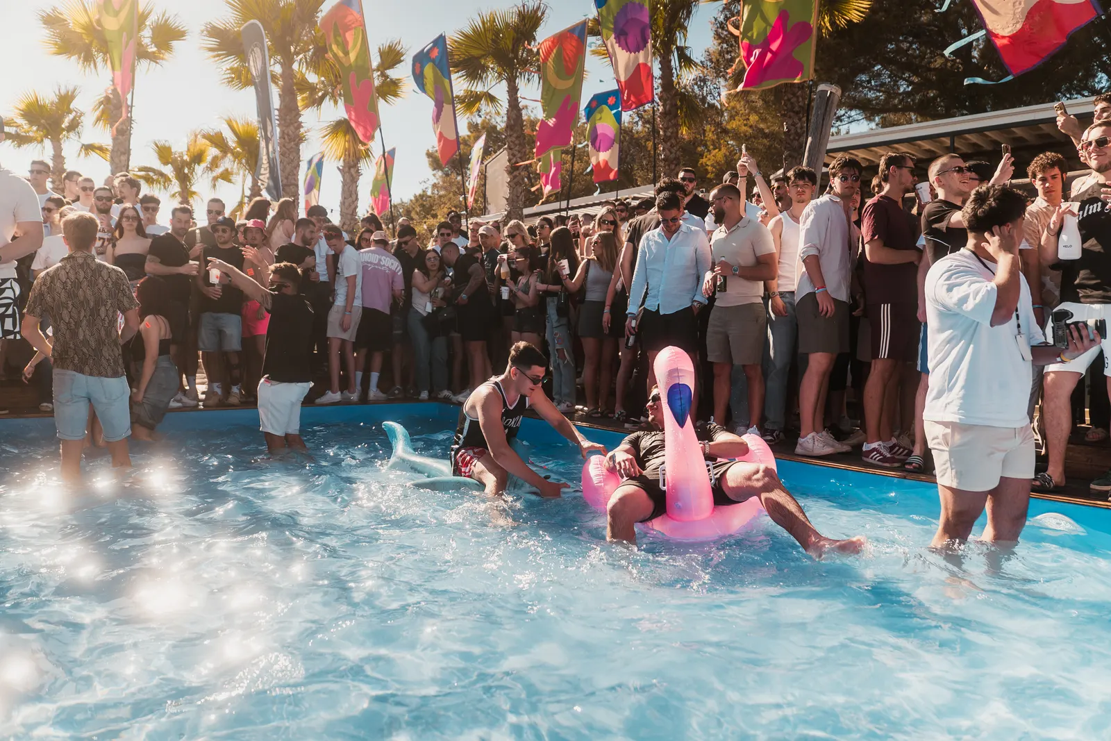 Feest op Zrce Festival Beach — Foto 3
