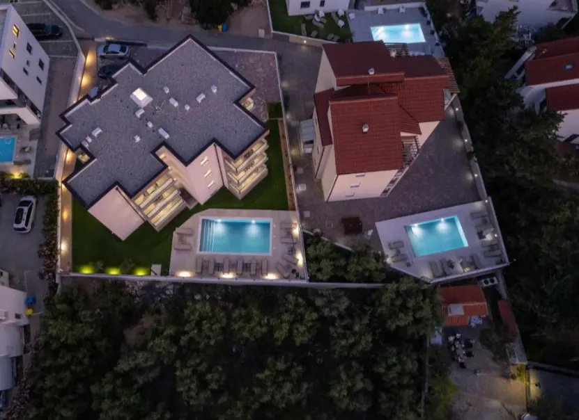 Poolside Hideout Apartment — 1 bedroom + living room